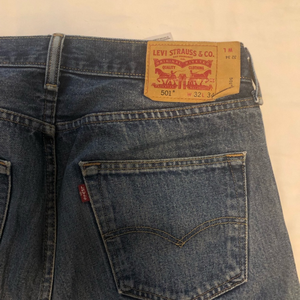 Levis Button Fly 501 Jeans 32x34